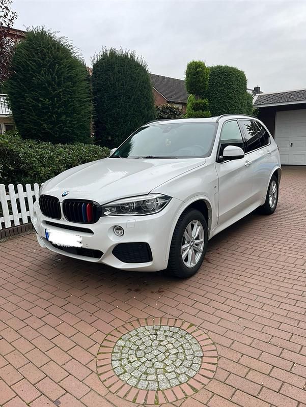 Weiß Gebraucht 2017 BMW X5 SUV | 32.500 € - Bild 1/4