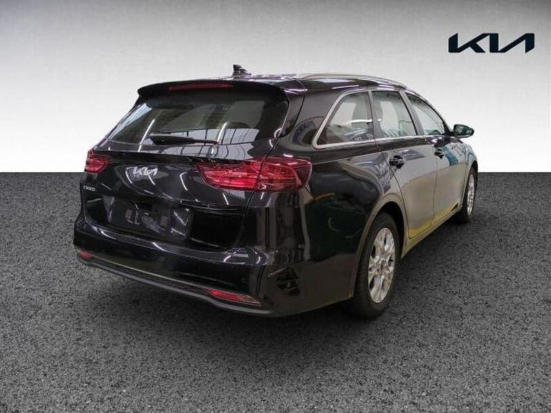 Gebraucht Kia Ceed Sportswagon Vision 140 PS (102 kW) 2025 Schwarz Kombi