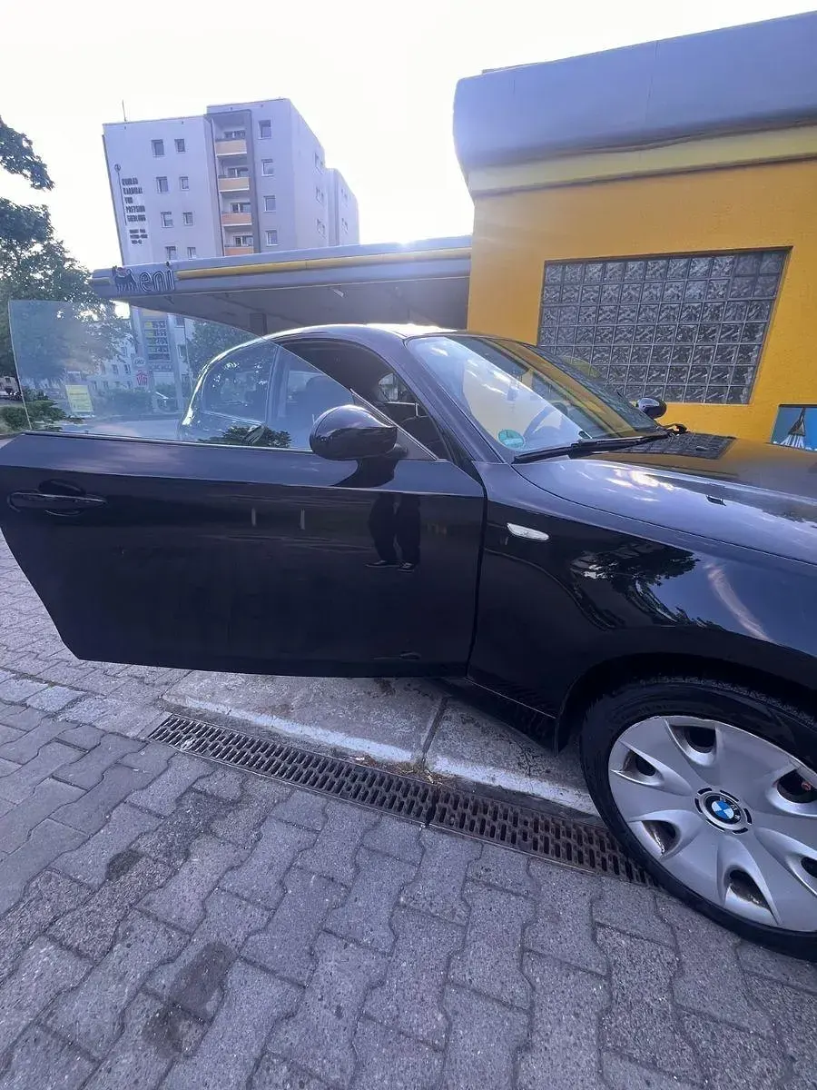 Gebraucht BMW 118 143 PS (105 kW) 2009 Schwarz Kleinwagen