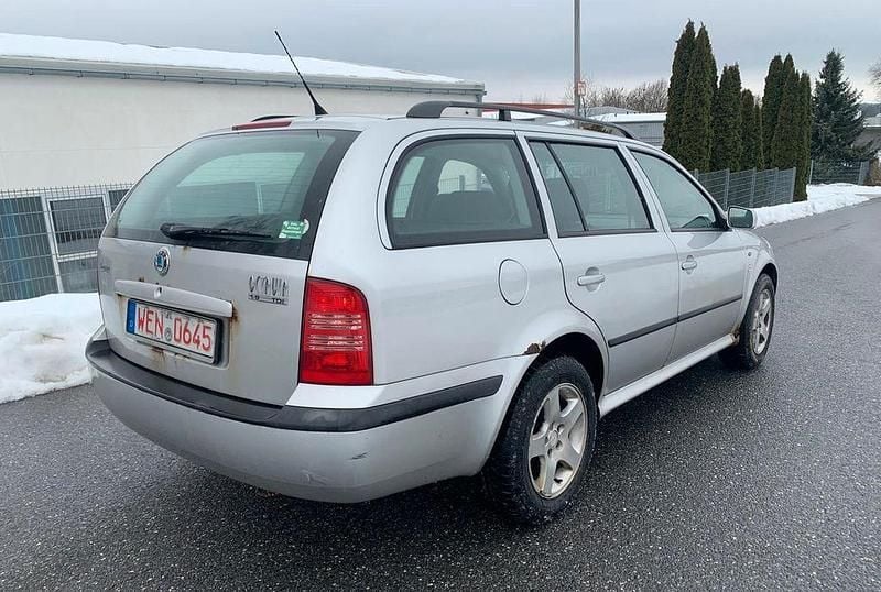 Gebraucht Skoda Octavia 90 PS (66 kW) 2003 Other Kombi