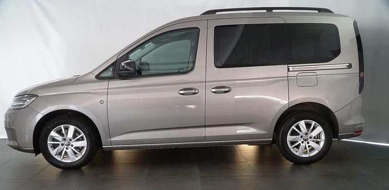 Gebraucht VW Caddy IQ Drive 114 PS (83 kW) 2021 Beige Van / Kleinbus