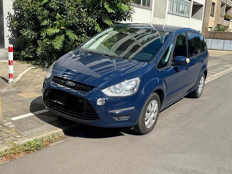 Blau Gebraucht 2012 Ford S-MAX S Van / Kleinbus | 6.300 € (Superpreis) - Bild 1/4