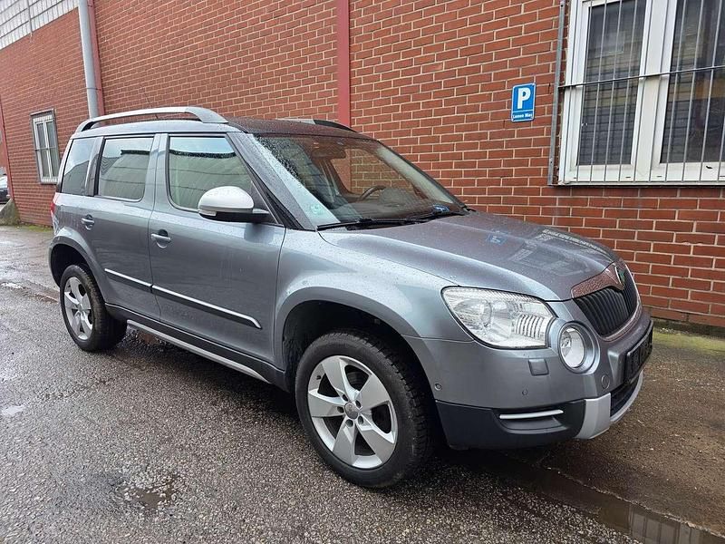 Gebraucht Skoda Yeti Plus Edition 105 PS (77 kW) 2012 Platingrau metallic SUV