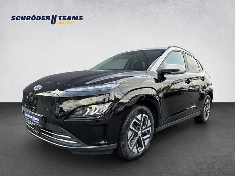 Schwarz Gebraucht 2021 Hyundai Kona Trend SUV | 20.980 € (Etwas zu teuer) - Bild 1/4