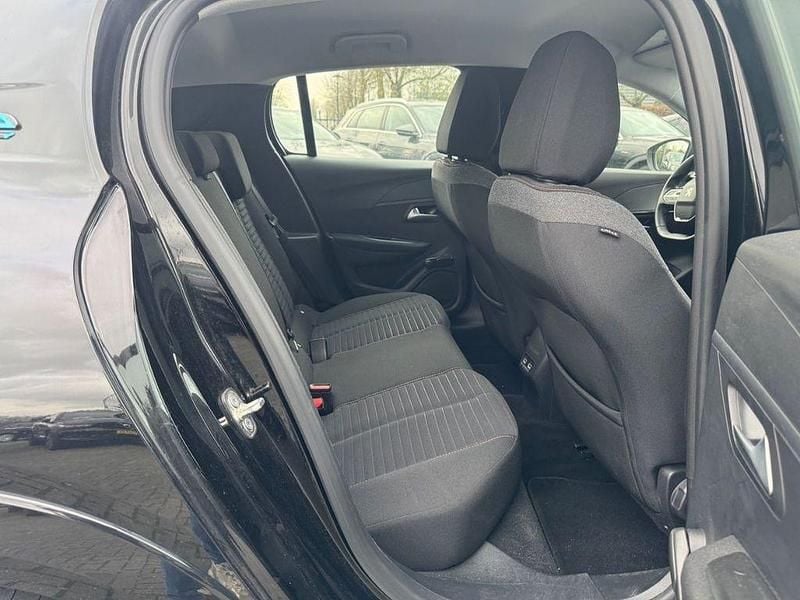 Gebraucht Peugeot e-208 Active 100 kW (136 PS) 2020 Schwarz Kleinwagen