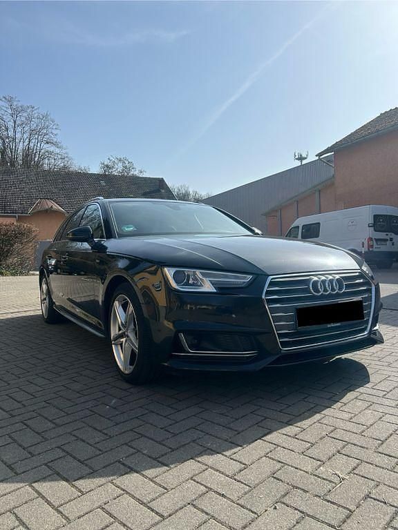 Gebraucht Audi A4 S-Line 150 PS (110 kW) 2016 Schwarz Kombi