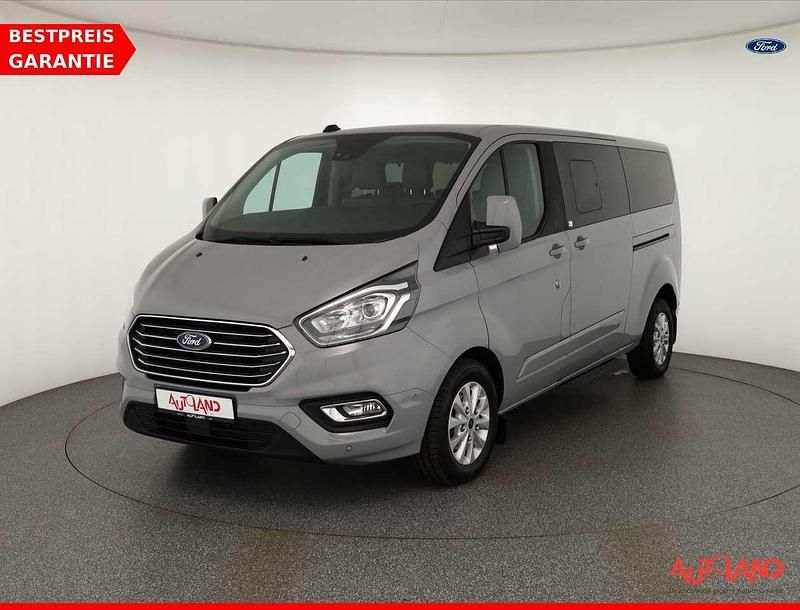 Fancy grau Gebraucht 2023 Ford Tourneo Kombi | 43.990 € (Fairer Preis) - Bild 1/4