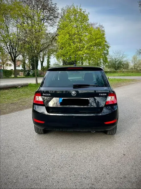 Gebraucht Skoda Fabia Soleil 75 PS (55 kW) 2019 Schwarz Limousine