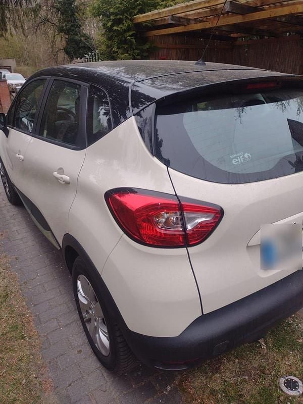 Second-hand Renault Captur 90 CP (66 kW) 2015 Bej SUV
