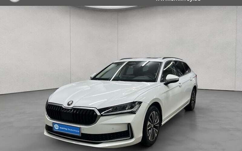 Purity white Gebraucht 2024 Skoda Superb Selection Kombi | 37.890 € (Fairer Preis) - Bild 1/4