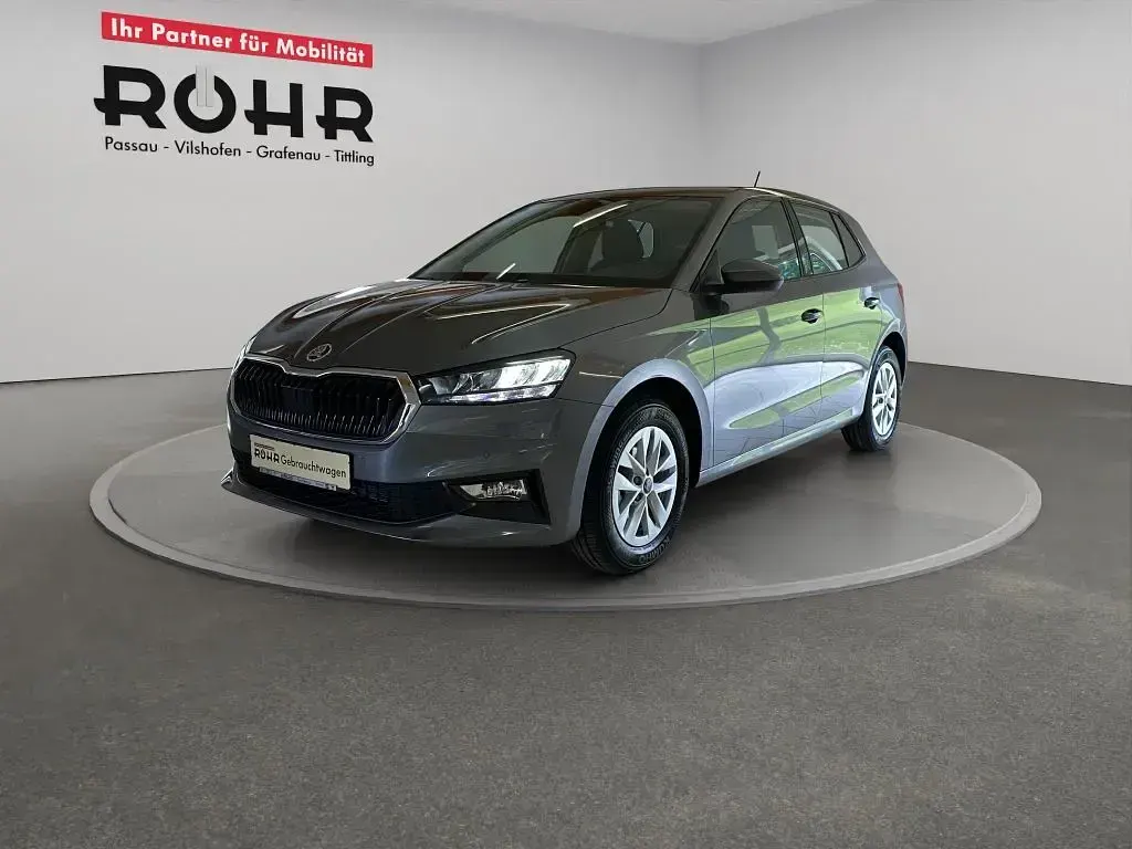 Używany Skoda Fabia Selection 95 KM (69 kW) 2026 Szary Hatchback