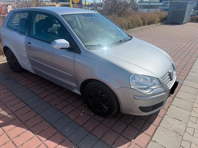 Gebraucht VW Polo 65 PS (47 kW) 2009 Grau Kleinwagen