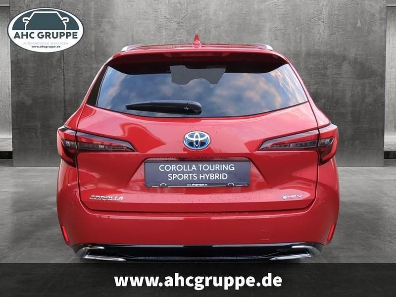 Neu Toyota Corolla Business Edition 152 PS (111 kW) 2025 Rot Kombi