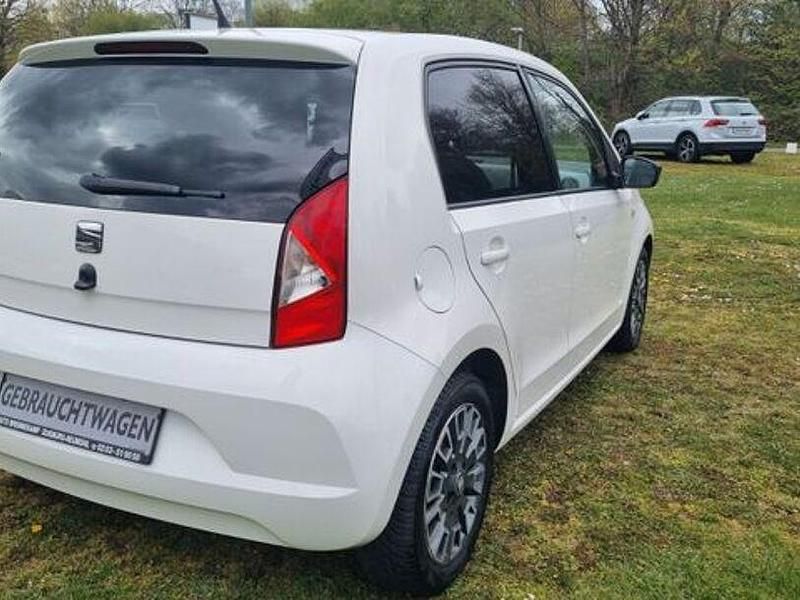 Gebraucht Seat Mii Chic 60 PS (44 kW) 2019 Weiß Kleinwagen