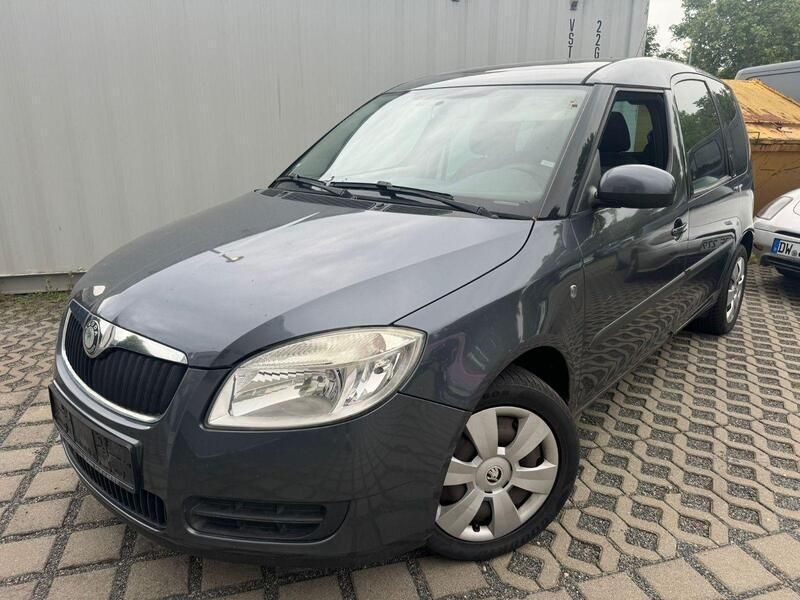 Grau Gebraucht 2009 Skoda Roomster Style Kombi | 1.499 € (Fairer Preis) - Bild 1/4