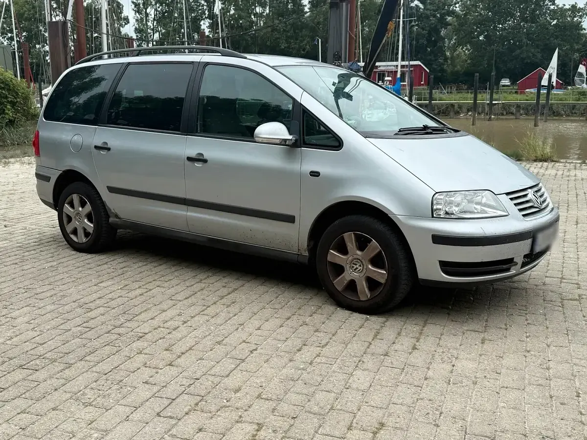 Gebraucht VW Sharan 116 PS (85 kW) 2007 Silber Van / Kleinbus