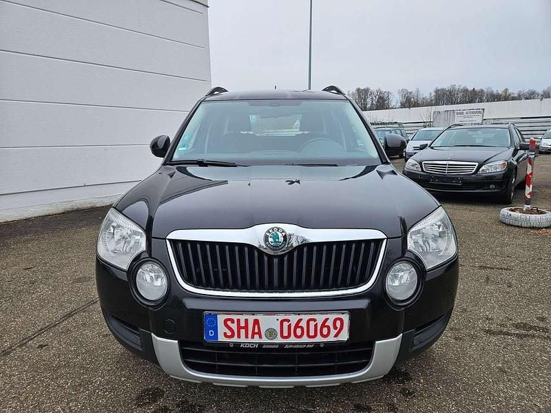 Gebraucht Skoda Yeti Ambition 160 PS (117 kW) 2011 Schwarzmagic perleffekt SUV