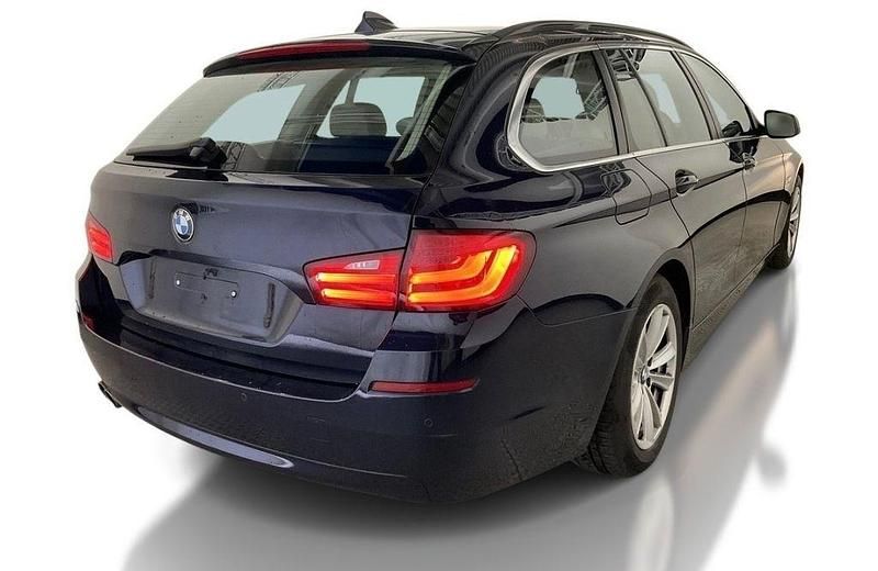 Gebraucht BMW 520 Performance 184 PS (135 kW) 2010 Blau Limousine