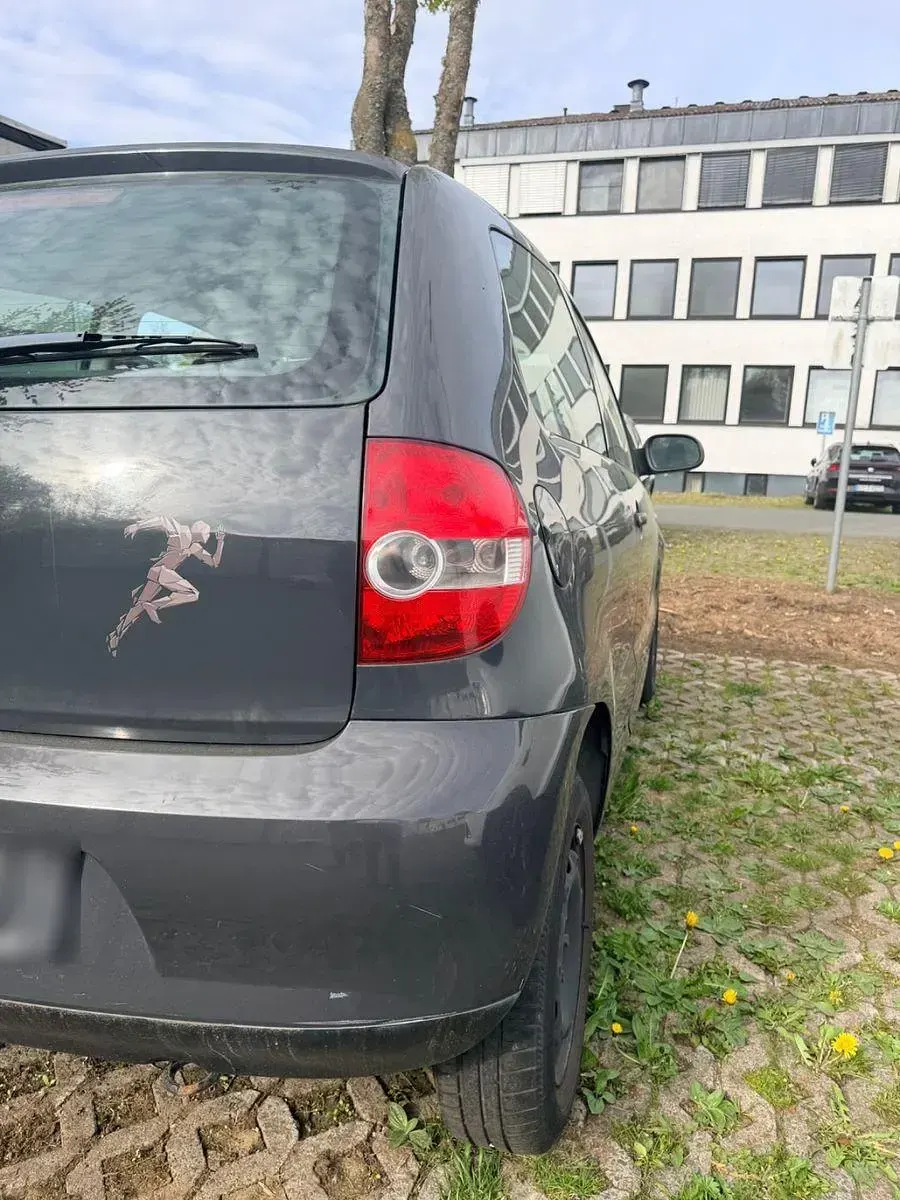 Usata VW Fox 54 CV (39 kW) 2006 Grigio Utilitaria
