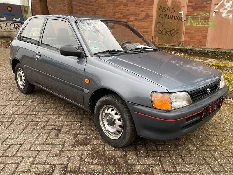 Grau Gebraucht 1991 Toyota Starlet XLi Kleinwagen | 2.990 € - Bild 1/4