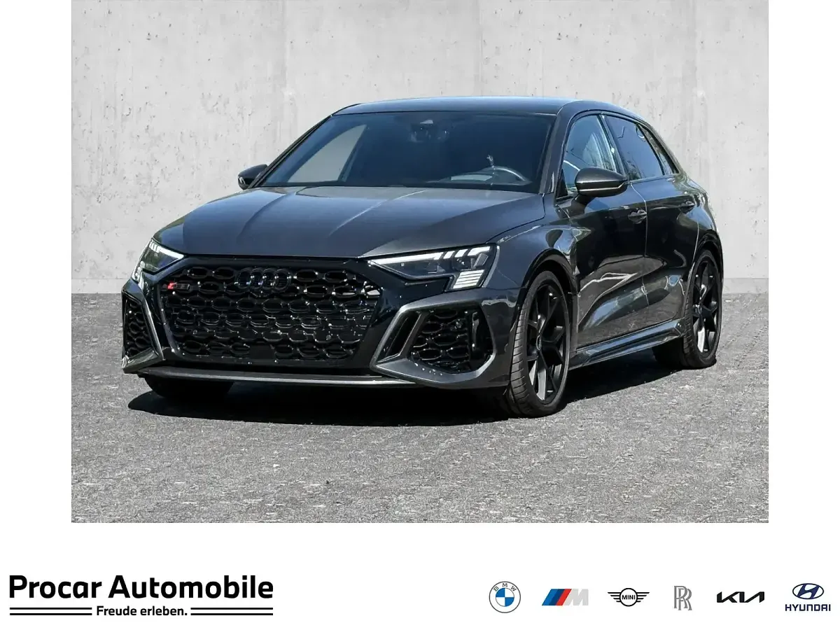 Używany Audi RS3 Sport 400 KM (294 kW) 2024 Sedan/Limuzyna