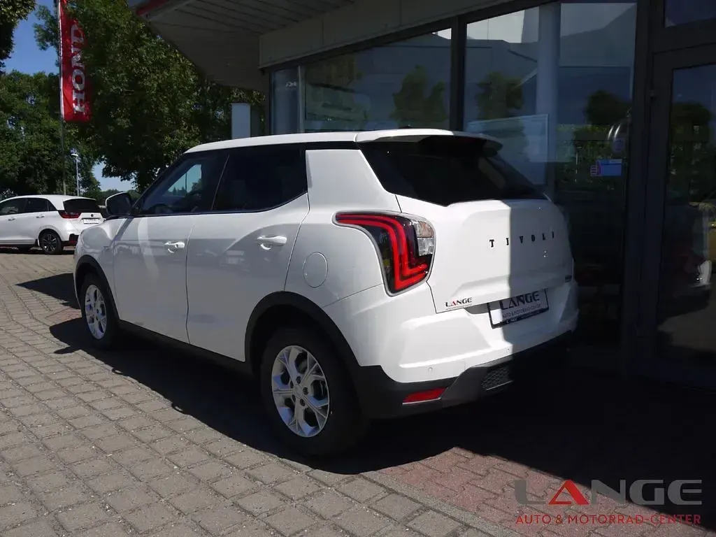 Neu SsangYong Tivoli 163 PS (119 kW) 2025 Weiß SUV