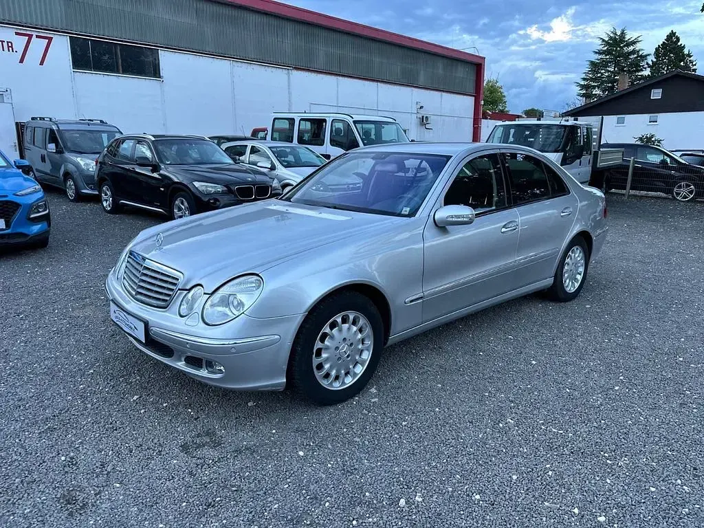 Gebraucht Mercedes E320 Elegance 204 PS (150 kW) 2005 Silber Limousine
