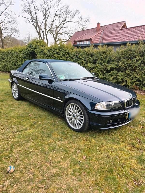 Gebraucht BMW 325 192 PS (141 kW) 2000 Blau Cabrio