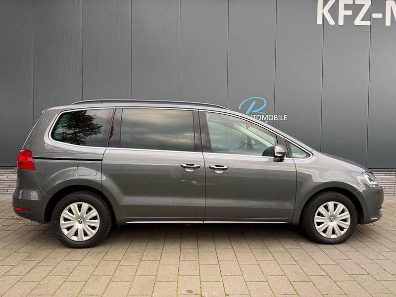 Gebraucht VW Sharan 150 PS (110 kW) 2011 Grau Van / Kleinbus