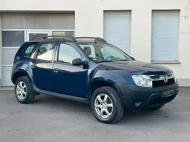 Gebraucht Dacia Duster Prestige 114 PS (83 kW) 2012 Silber SUV