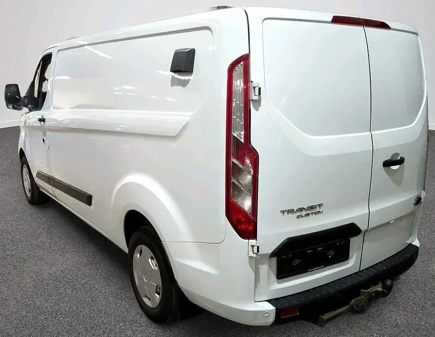 Gebraucht Ford Transit Custom 105 PS (77 kW) 2021 Weiß Van / Kleinbus