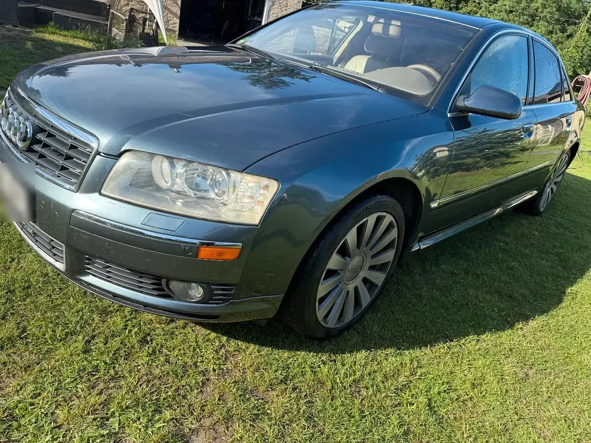 Gebraucht Audi A8 335 PS (246 kW) 2002 Blau Limousine