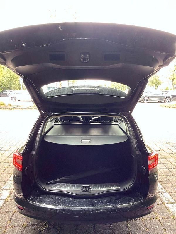 Gebraucht Renault Talisman GrandTour LIMITED 159 PS (116 kW) 2019 Schwarz Kombi