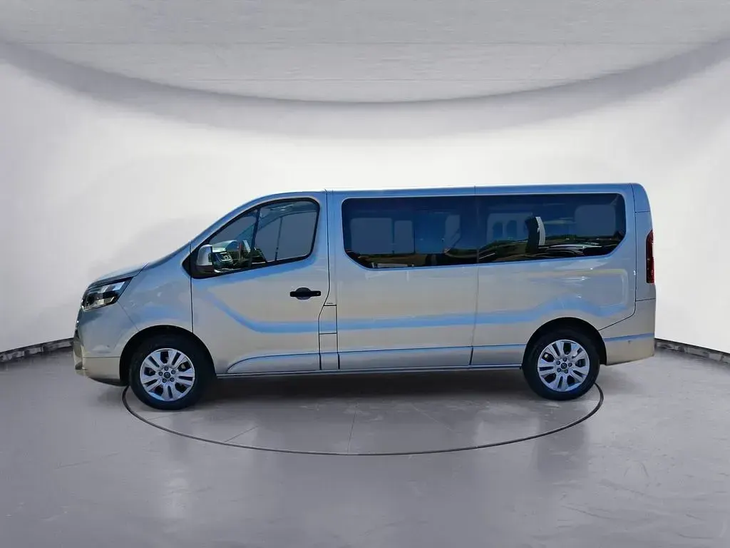 Gebraucht Nissan Primastar Tekna 170 PS (125 kW) 2025 Silber Van / Kleinbus