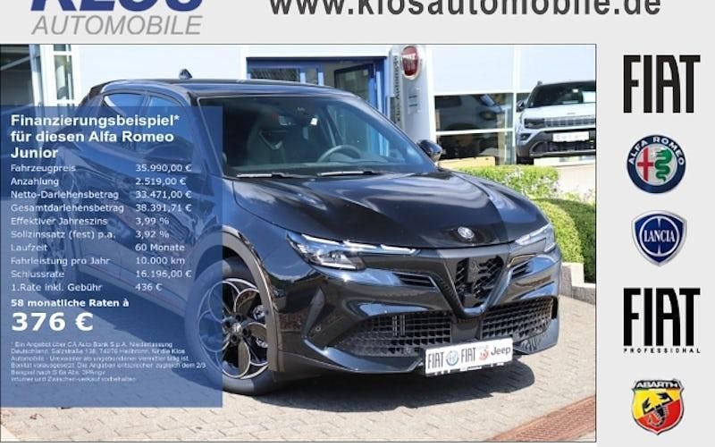 Neu Alfa Romeo GT Junior 145 PS (106 kW) 2025 Schwarz SUV