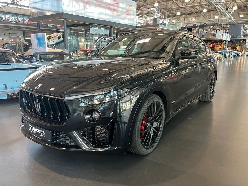 Schwarz Gebraucht 2021 Maserati Levante SUV | 64.900 € (Fairer Preis) - Bild 1/4