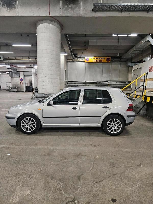Gebraucht VW Golf IV 75 PS (55 kW) 2000 Silber Limousine