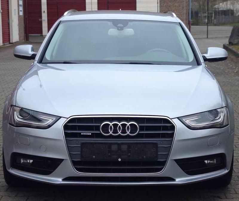 Gebraucht Audi A4 Ambiente 150 PS (110 kW) 2015 Grau Kombi