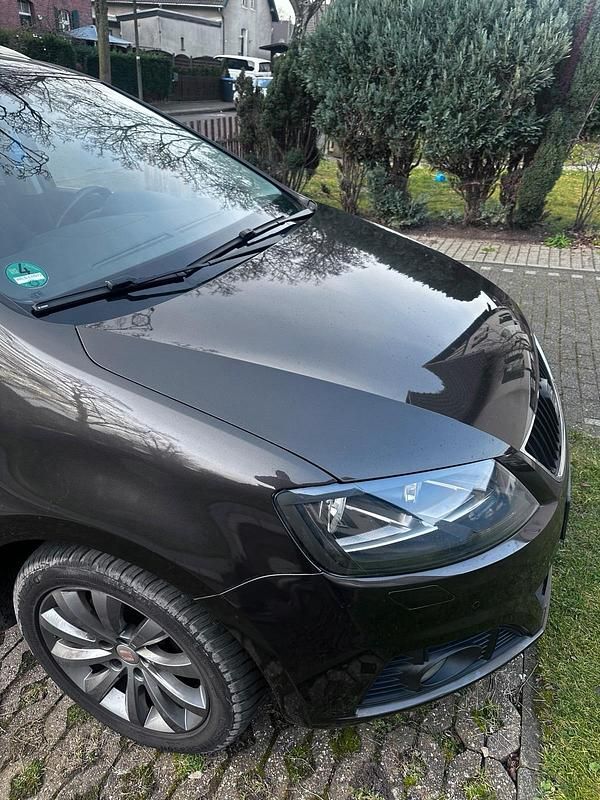 Gebraucht Seat Alhambra 140 PS (102 kW) 2015 Braun Van / Kleinbus