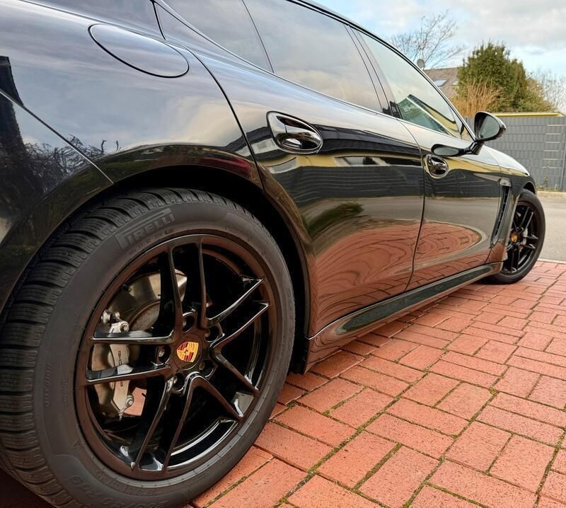 Schwarz Gebraucht 2013 Porsche Panamera 4S Limousine | 28.970 € - Bild 1/4