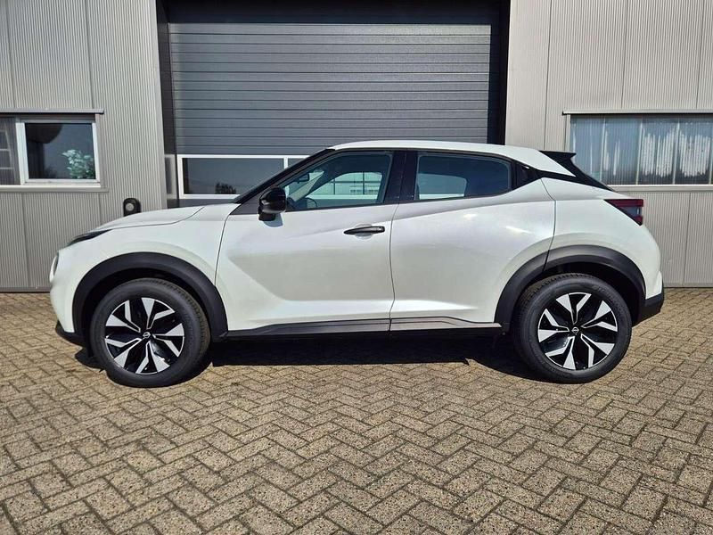 Neu Nissan Juke Acenta 114 PS (83 kW) 2026 Pearl white SUV