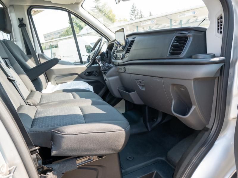 Gebraucht Ford Transit Trend 170 PS (125 kW) 2021 Silber Van / Kleinbus