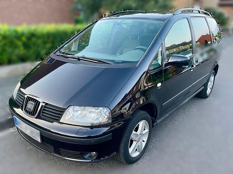 Schwarz Gebraucht 2007 Seat Alhambra Van / Kleinbus | 2.500 € - Bild 1/4