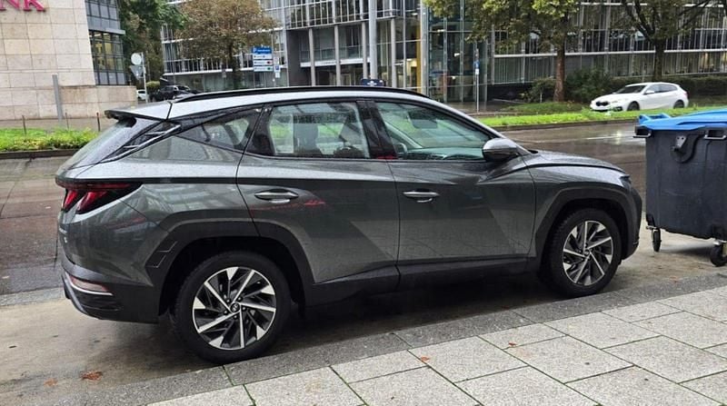 Andere farben Gebraucht 2021 Hyundai Tucson SUV | 19.900 € - Bild 1/3