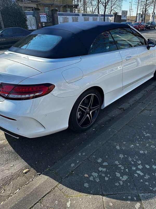 Gebraucht 2023 Mercedes C200 AMG line Plus Cabrio | 46.000 € (Etwas zu teuer) - Bild 1/4
