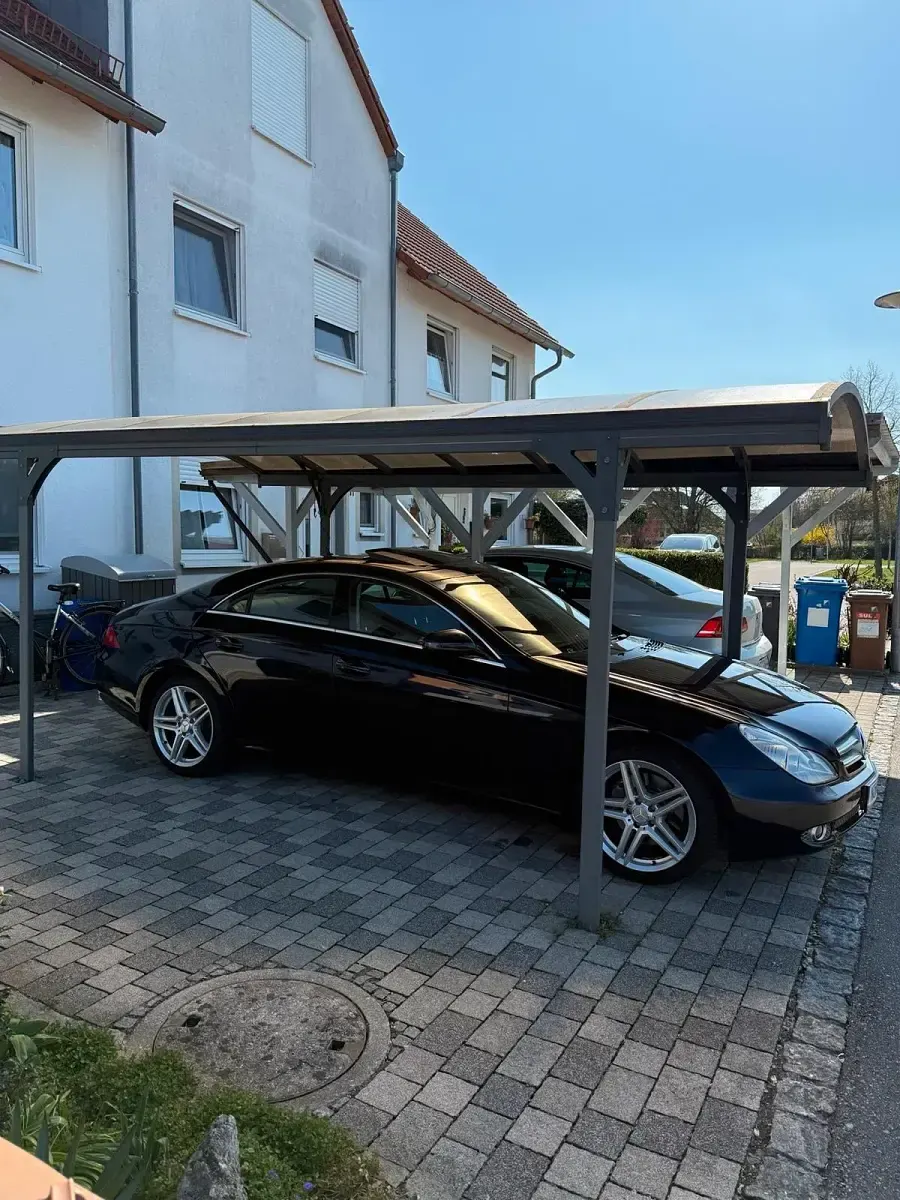 Gebraucht Mercedes CLS280 231 PS (169 kW) 2008 Blau Limousine