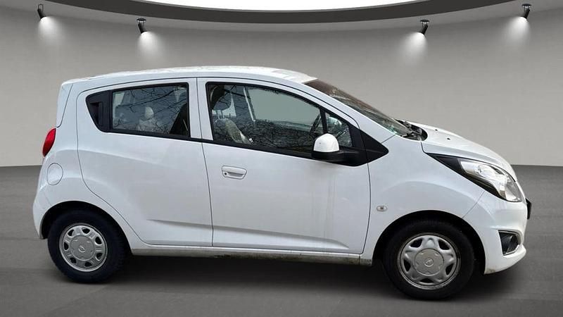 Gebraucht Chevrolet Spark LS 68 PS (50 kW) 2013 Weiß Kleinwagen