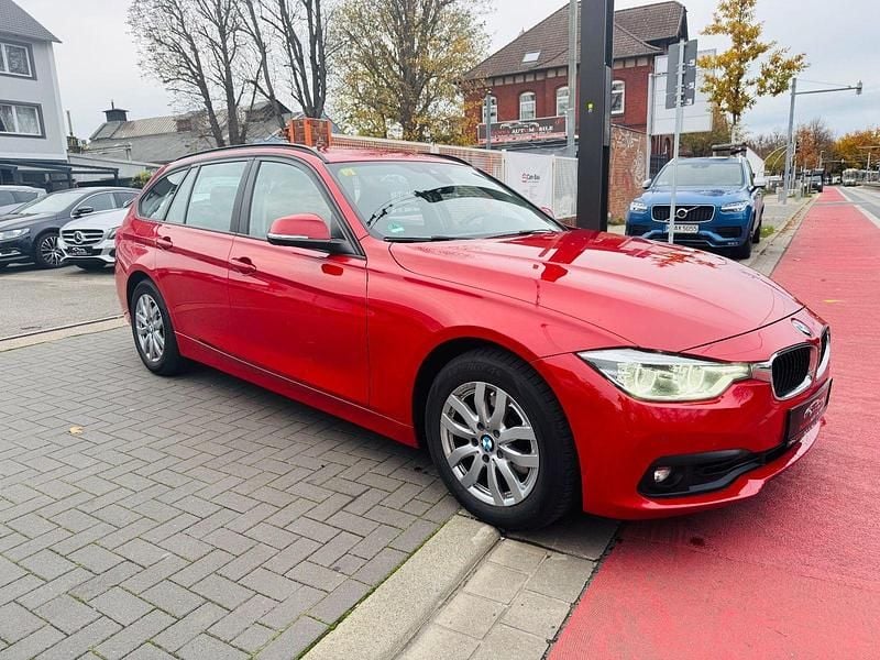 Gebraucht BMW 316 Advantage 116 PS (85 kW) 2018 Rot Kombi
