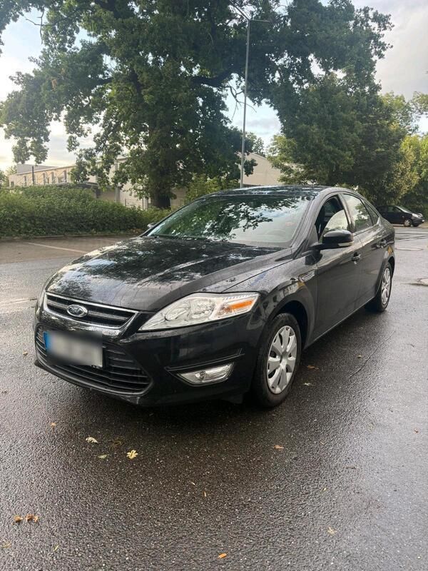Schwarz Gebraucht 2012 Ford Mondeo Limousine | 5.999 € (Fairer Preis) - Bild 1/4