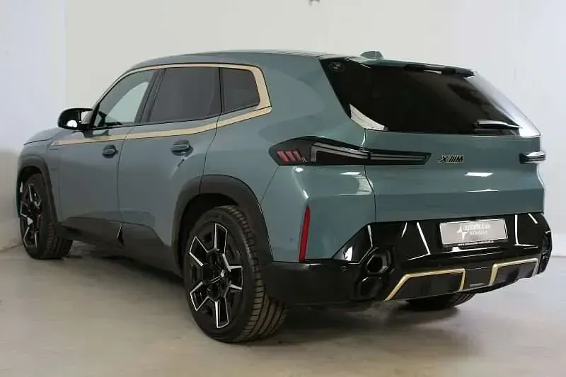Gebraucht BMW XM Performance 653 PS (480 kW) 2024 Cape york grün met. SUV